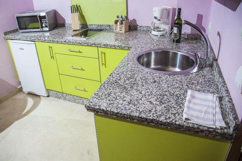 Rey De Sevilla Flats - Macarena Room photo