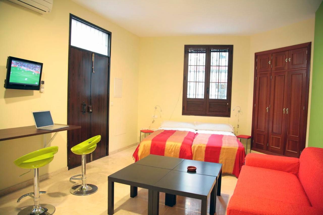 Rey De Sevilla Flats - Macarena Exterior photo